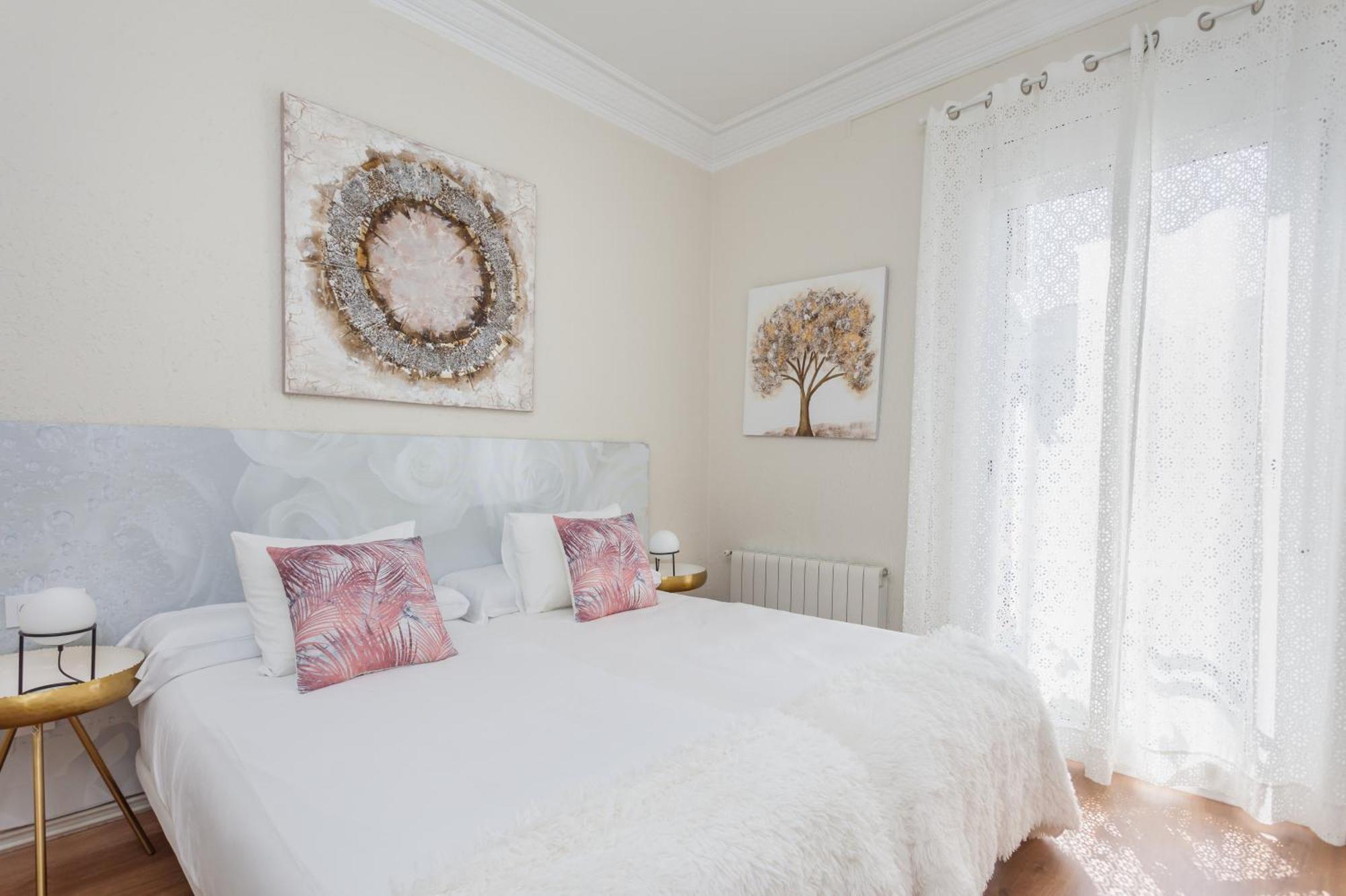 ברצלונה Art House Fira Apartments מראה חיצוני תמונה