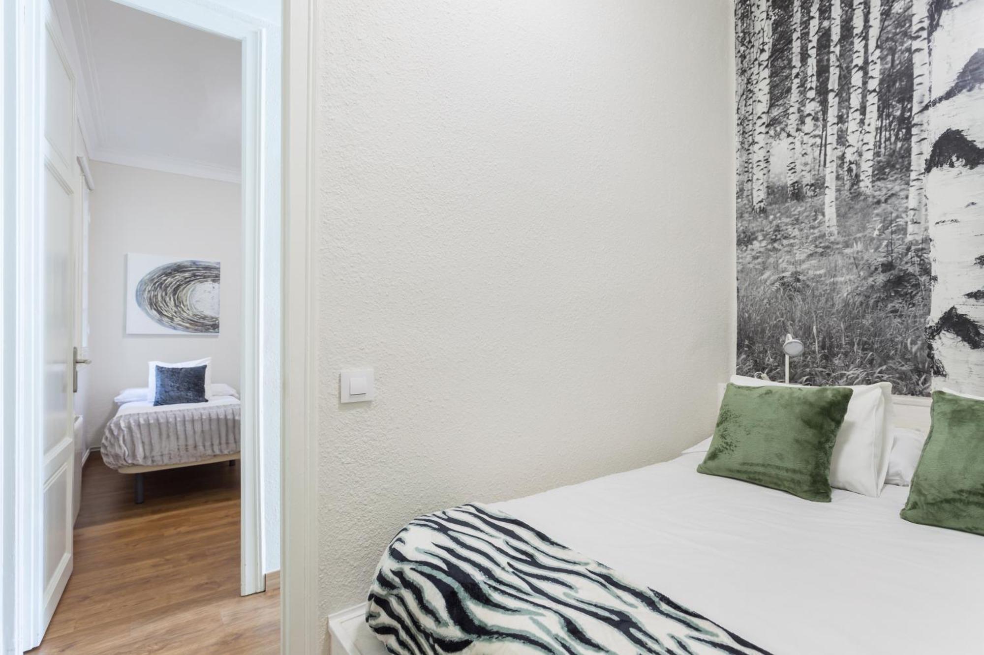 ברצלונה Art House Fira Apartments מראה חיצוני תמונה
